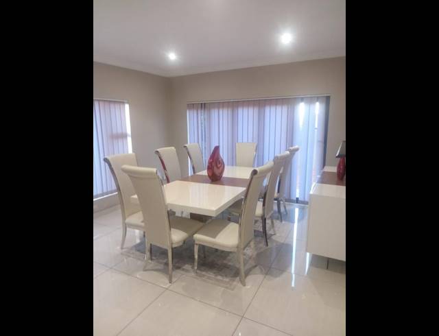 4 BEDROOM HOUSE FOR SALE IN THREE RIVERS EAST